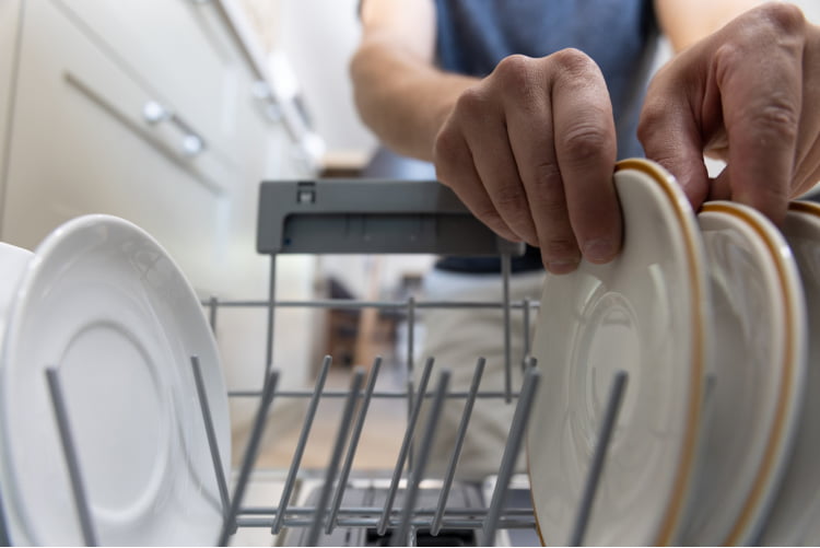 Что такое ополаскиватель для посудомоечной машины.jpg